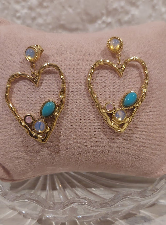 Brinco Love Dourado