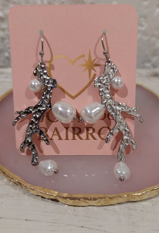 Brinco Prateado & Pérolas