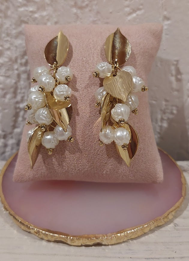 Brincos Corações Dourados Com Perolas