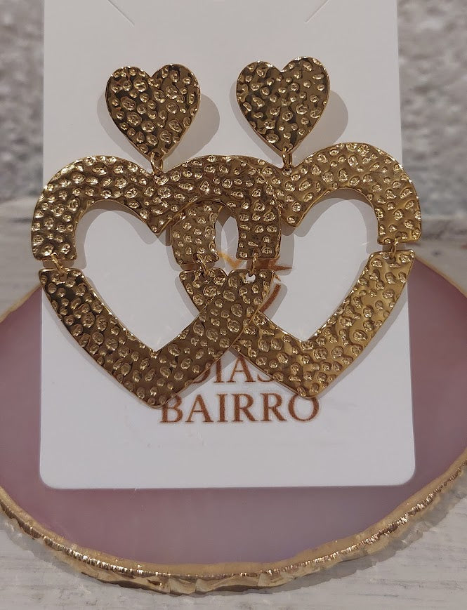 Brincos Corações Martelados